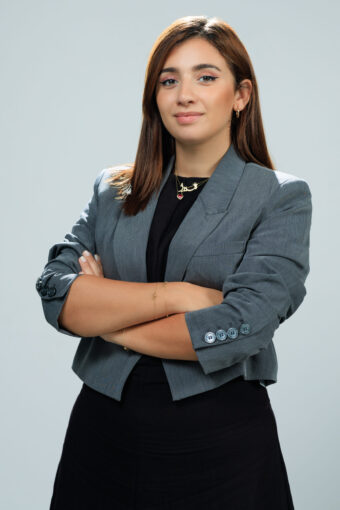 6-Mira--Clients Relation & Marketing Manager